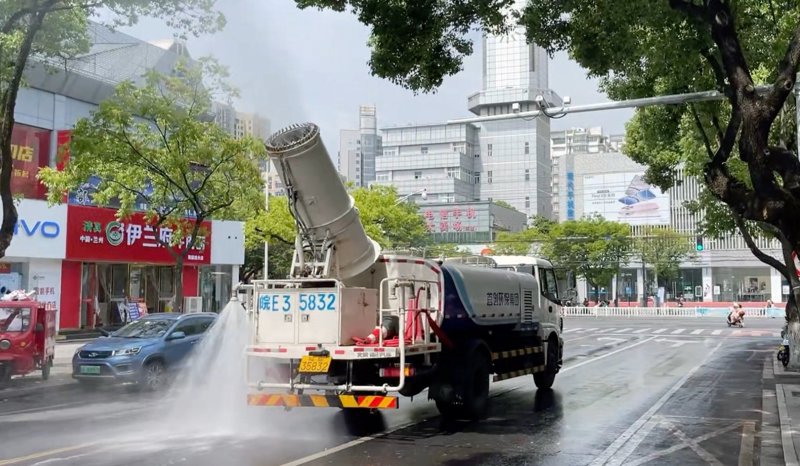 吸粪车，你知道它的工作原理吗？让我们通过一个案例来深入了解。